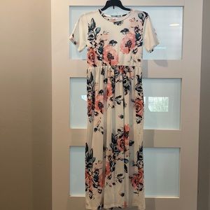 Girl’s Maxi Dress